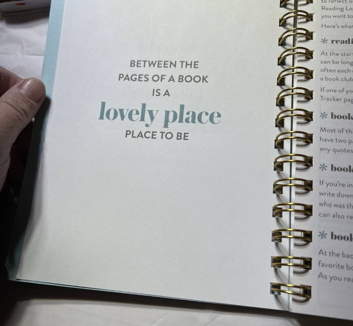 Bookstore Journal & Reading Log (Spiral)